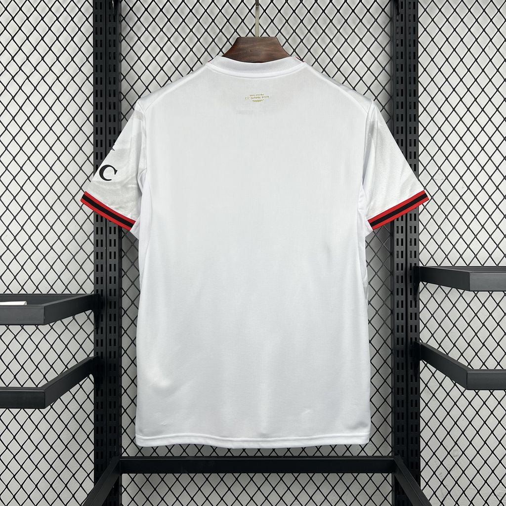 Milan Secundária 26-27