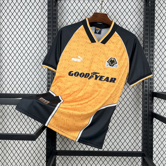 Wolves Retro 96-97