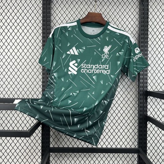 Liverpool Alternativa 26-27