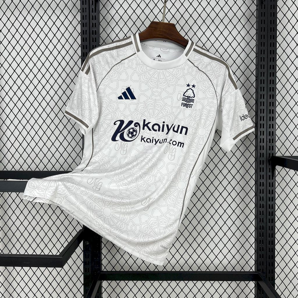 Nottingham Forest Secundária 25-26
