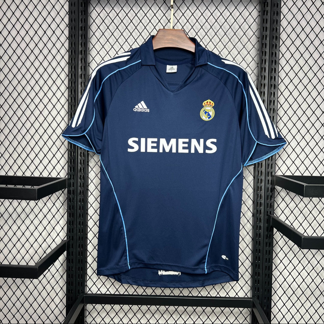 Real Madrid Retro 05-06