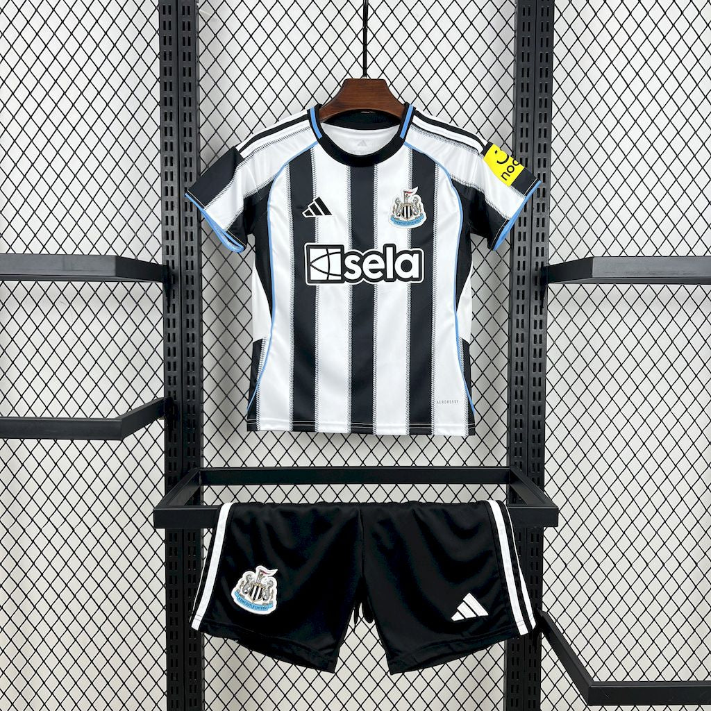 Newcastle Principal Kit Criança 25-26