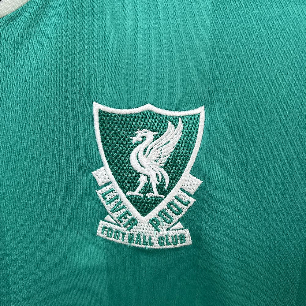 Liverpool Alternativa 25-26