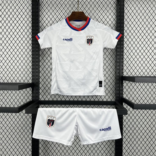 Cabo Verde Secundária Kit Criança 26-27