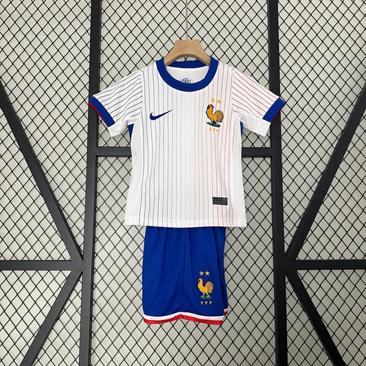 França Secundária Kit Criança 24-25