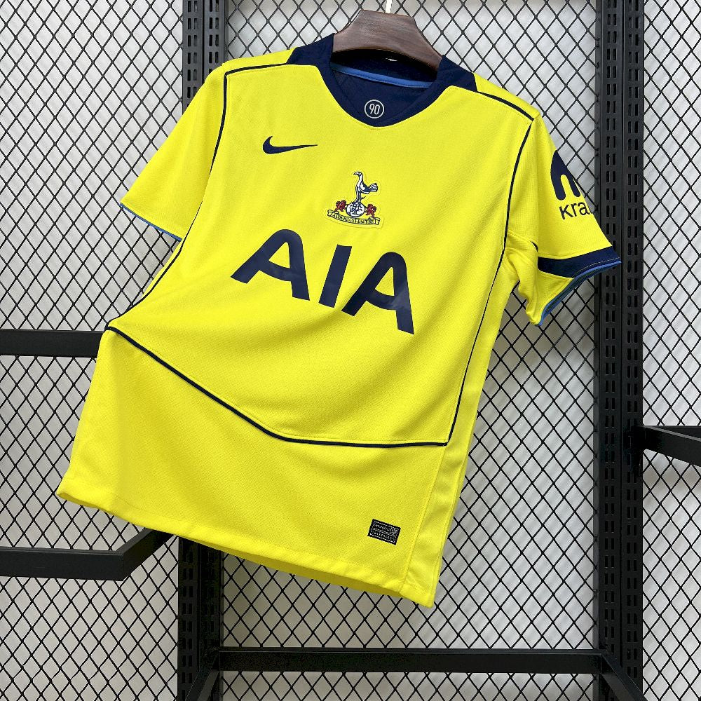 Tottenham Alternativa 25-26