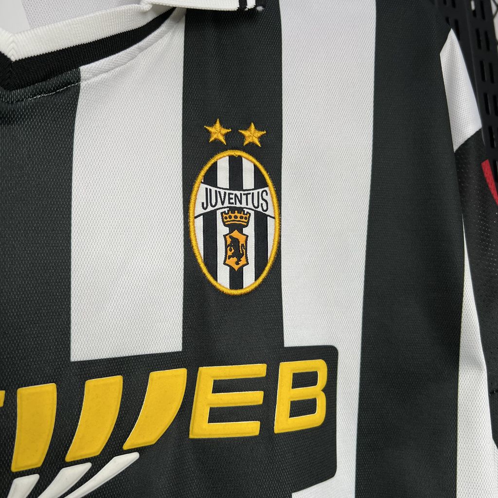 Juventus Retro 01-02