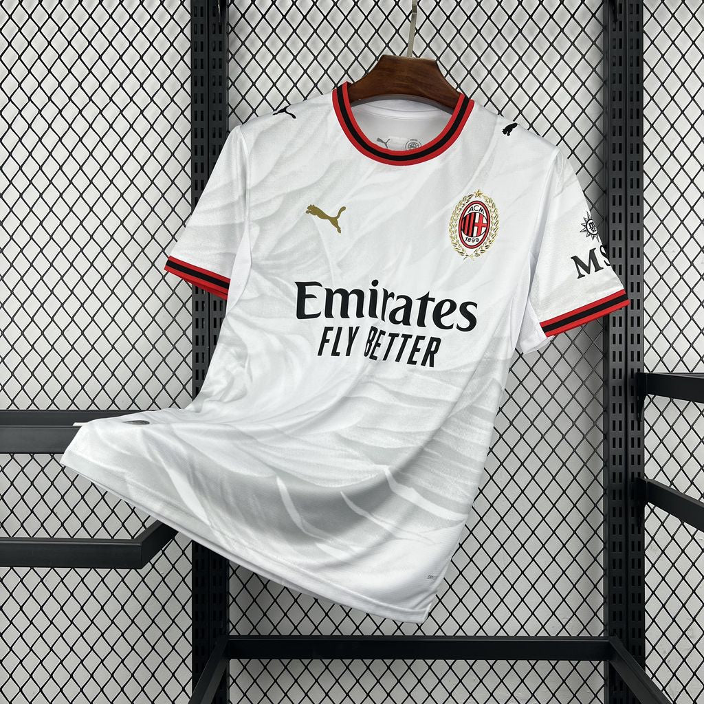 Milan Secundária 26-27