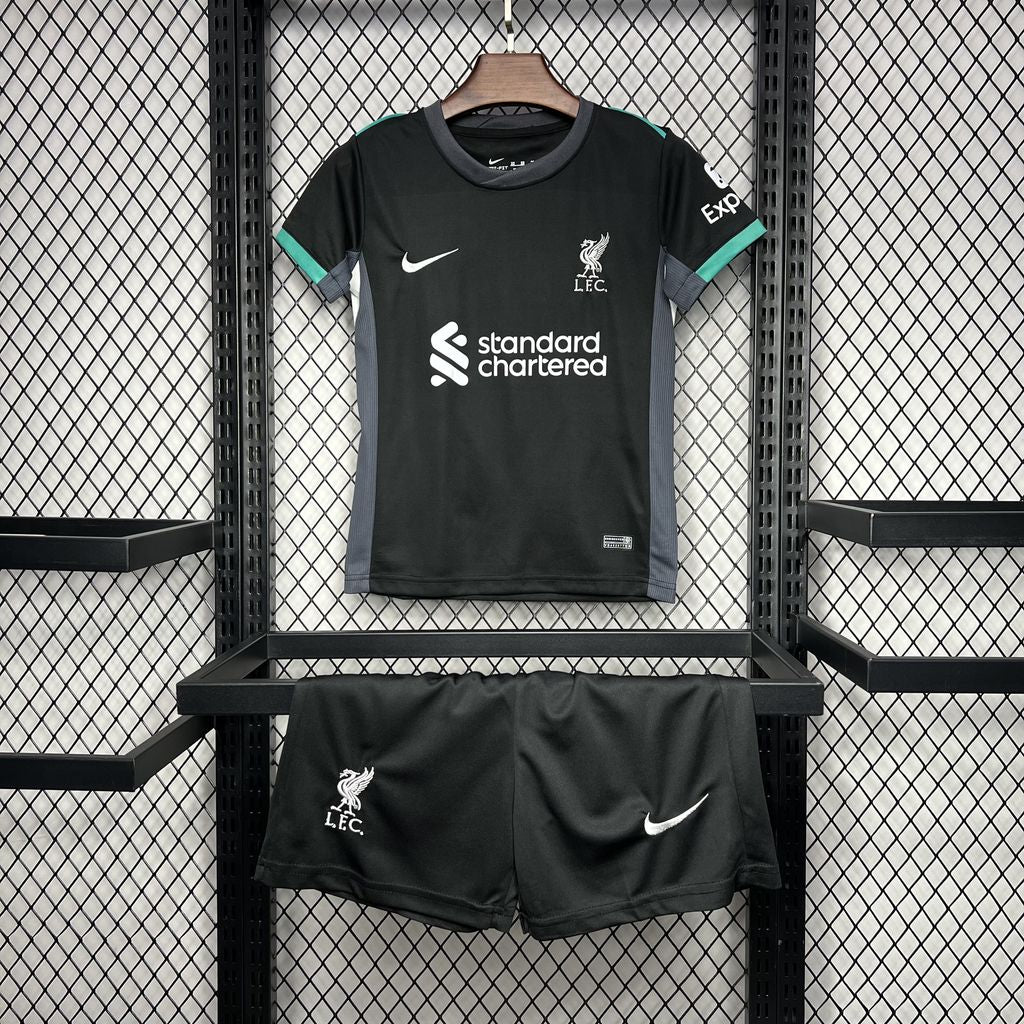 Liverpool Secundária Kit Criança 24-25