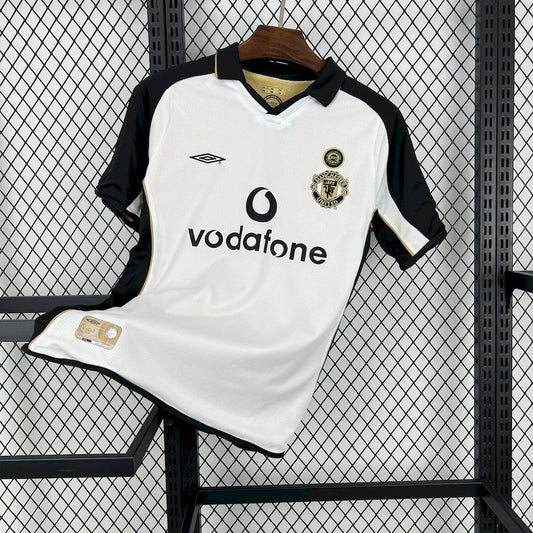 Manchester United Retro 01-02
